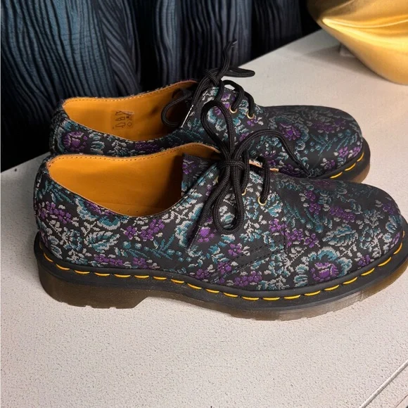 Dr. Martens 1461 Floral Jacquard Black Purple Mens Sz 7 or Women sz 9 NWOB - Picture 2 of 13